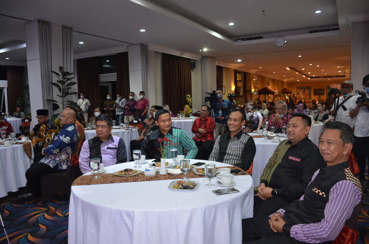 Danrem 073/MKT Hadiri Rapat Koordinasi Komisariat Wilayah III Asosiasi Pemerintah Kota